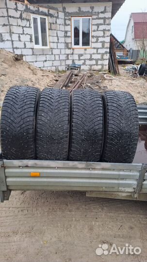 Nokian Tyres Hakkapeliitta 8 SUV 265/60 R18