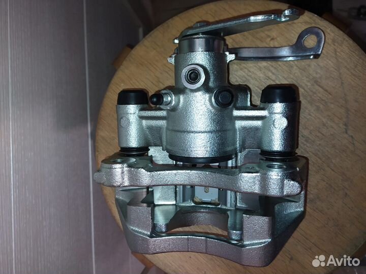 Суппорта задние на Ford Transit 140-155 л.с