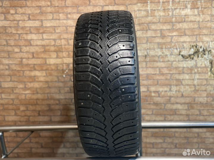 Bridgestone Blizzak Spike-01 245/40 R18