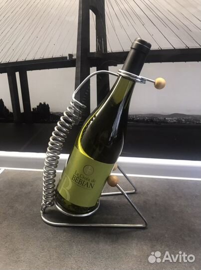 Подставка для винных бутылок