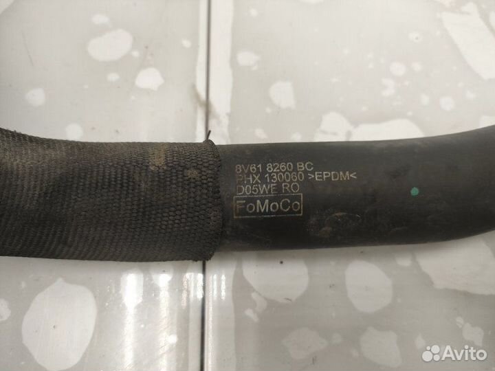 Патрубок радиатора верхний Ford Focus 3 iqdb 2013