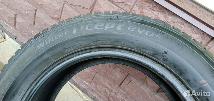 Hankook Winter I'Cept Evo 205/60 R16
