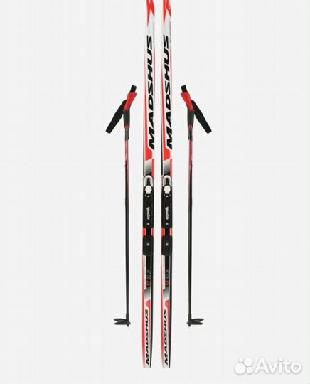 Лыжи беговые и ботинки 36 Размер