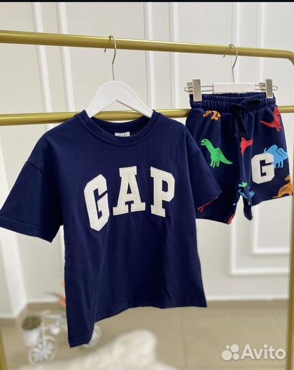 Костюм для мальчика gap