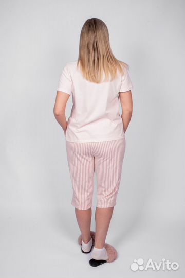 Оптом. Пижама женская (футболка+капри) - розовая полоска №Н-0937