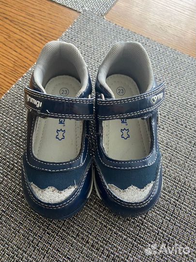 Туфли для девочки 23