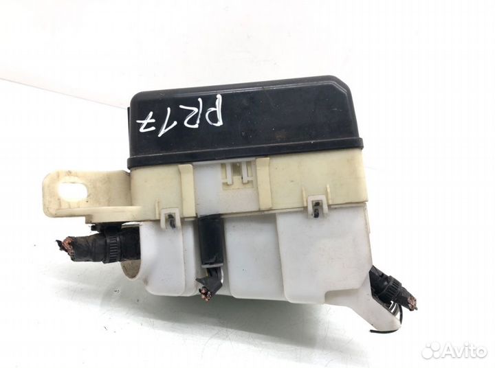 Блок предохранителей Toyota Yaris P1 1.4 D-4D 2003