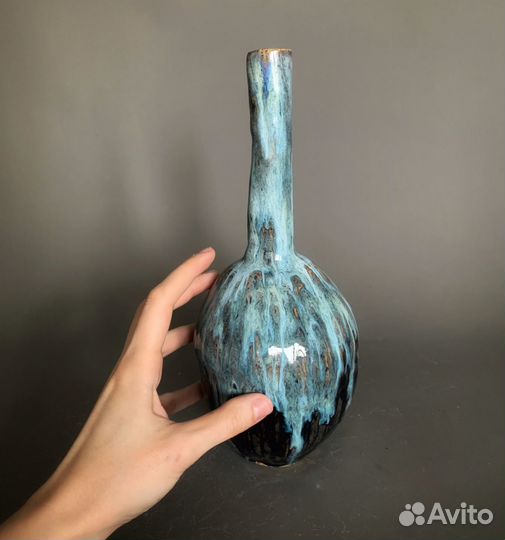 Ваза бутылочной формы