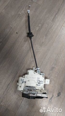 Замок двери задний правый Porsche Cayenne 958 3.6