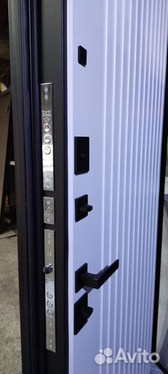 Входная дверь в квартиру сотмик цг 960х2050 R и L