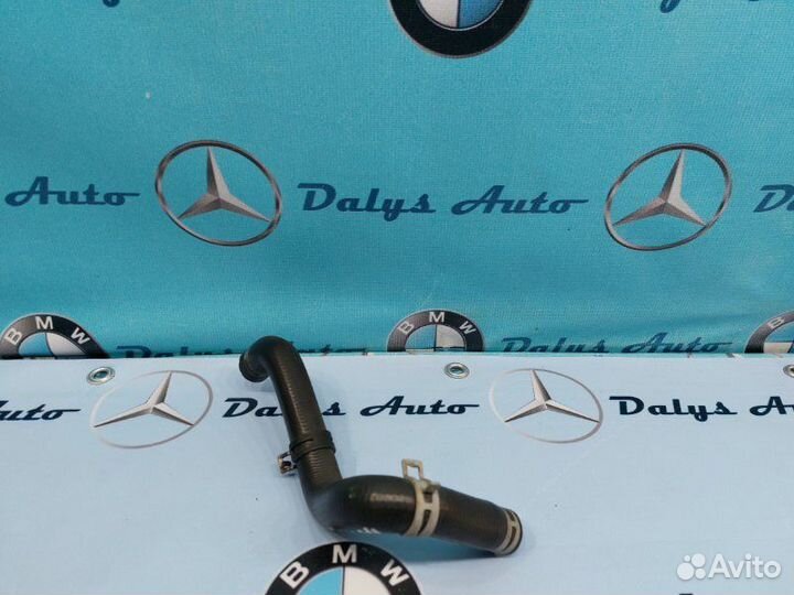 Патрубок охлаждения Mercedes-Benz E-Class W210