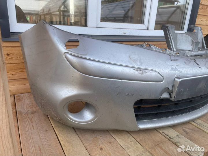 Продам бампер Ниссан Note