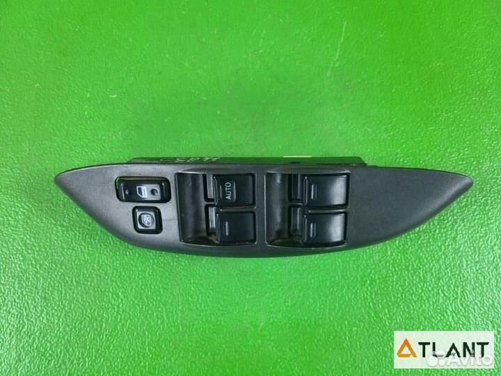 Пульт стеклоподъемника передняя правая toyota vitz