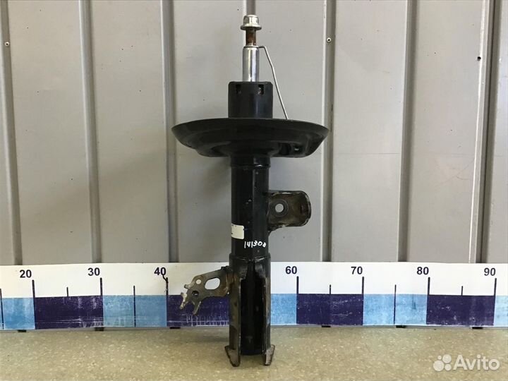 Амортизатор передний левый Toyota Camry V70 2017