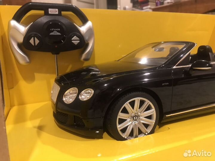 Bentley Continental GT 2 на пульте управления