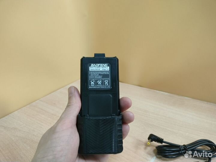 Аккумулятор Baofeng UV-5r с USB кабелем