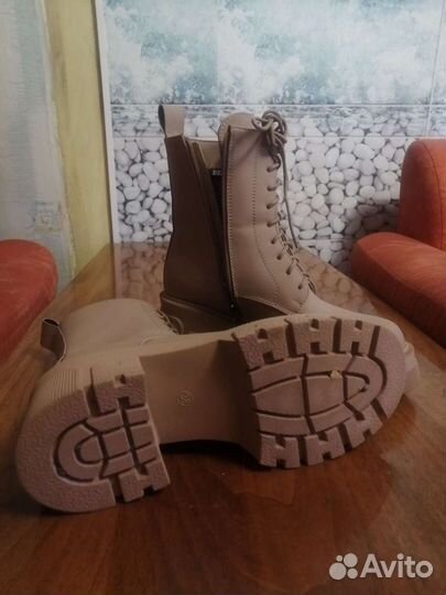Обувь женская 38 размер