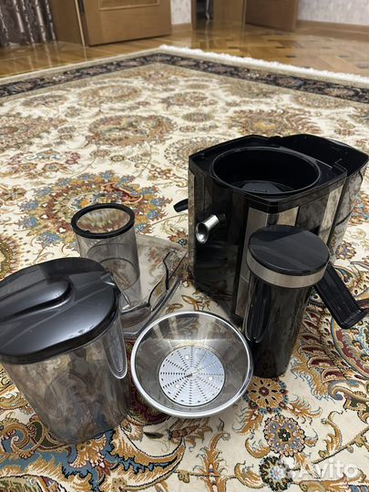 Соковыжималка vitek