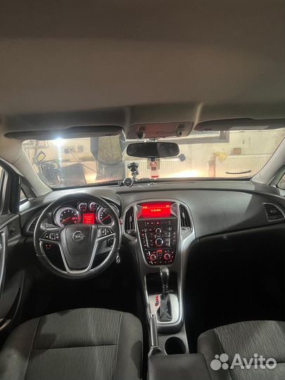 Opel Astra 1.6 AT, 2014, 167 000 км