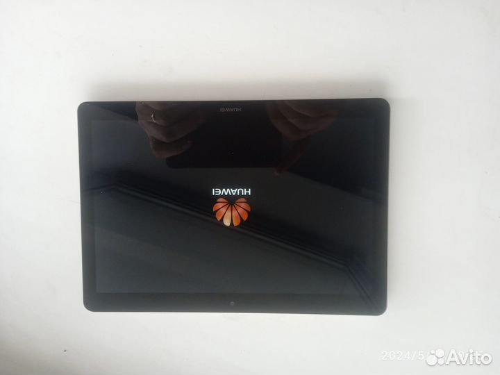 Планшет huawei AGS-L09