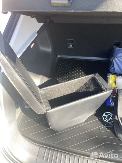 Подлокотник skoda rapid