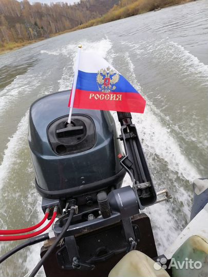 Продам лодку с мотором