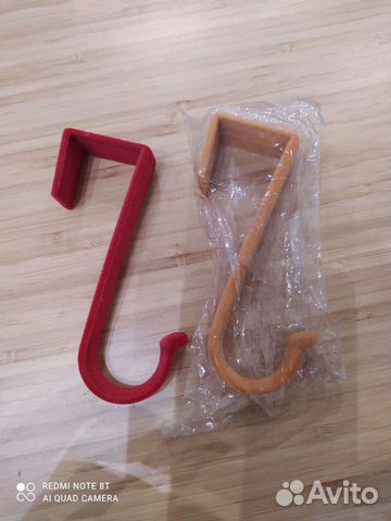 Крючки на дверь