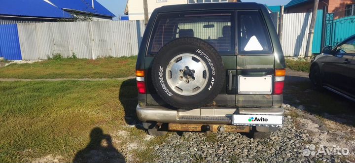 Isuzu Bighorn 3.2 AT, 1993, 200 000 км