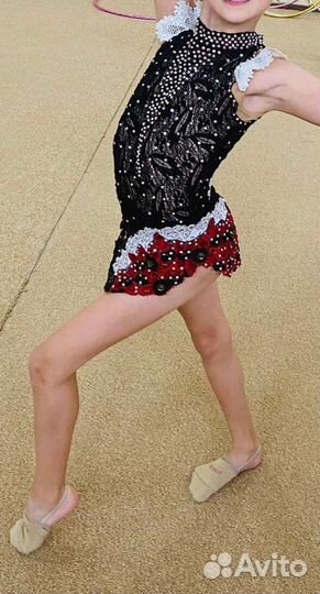 Купальник для художественной гимнастики