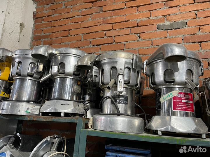 Соковыжималка профессиональная