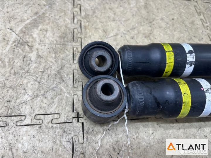 Амортизатор задний toyota esquire