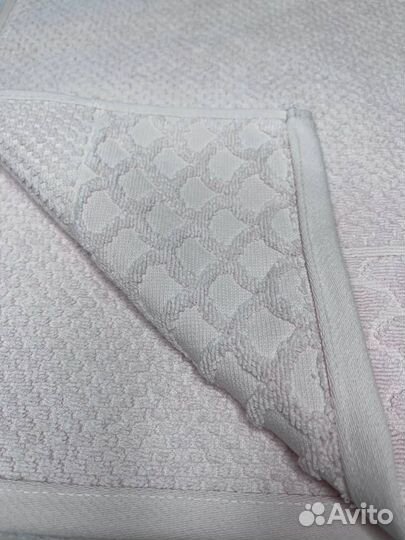 Комплект полотенец Семейный Точка