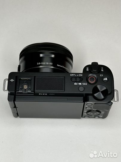 Sony ZV-E10 + Sony 16-50mm (kit)