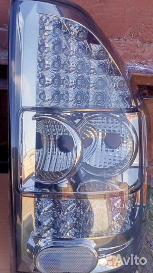 Задние фонари Паджеро 4 3 дверка