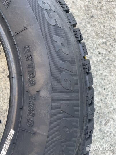 Kormoran Snow 215/65 R16 102H