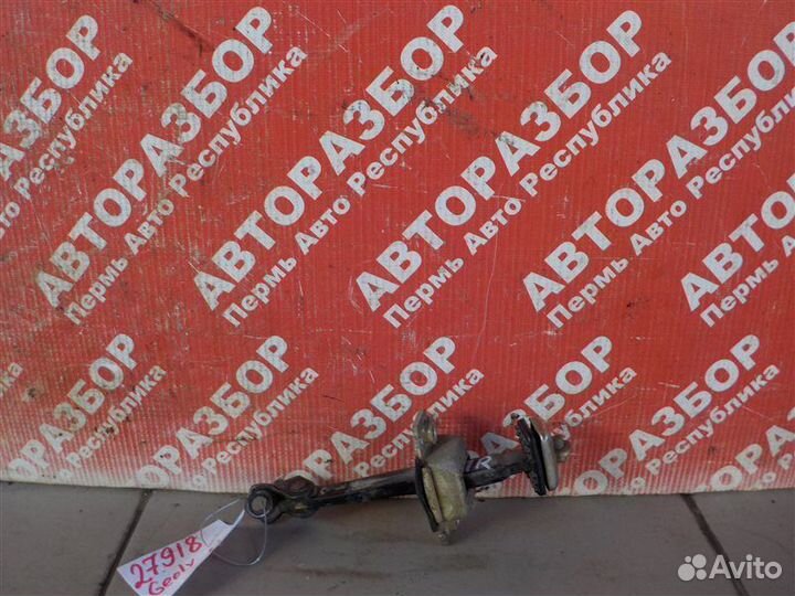 Ограничитель хода двери передний правый Geely Mk