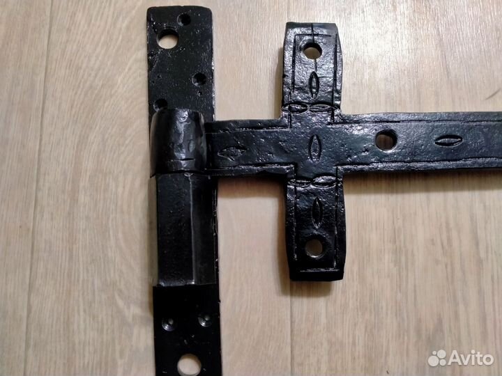 Старинные кованные петли