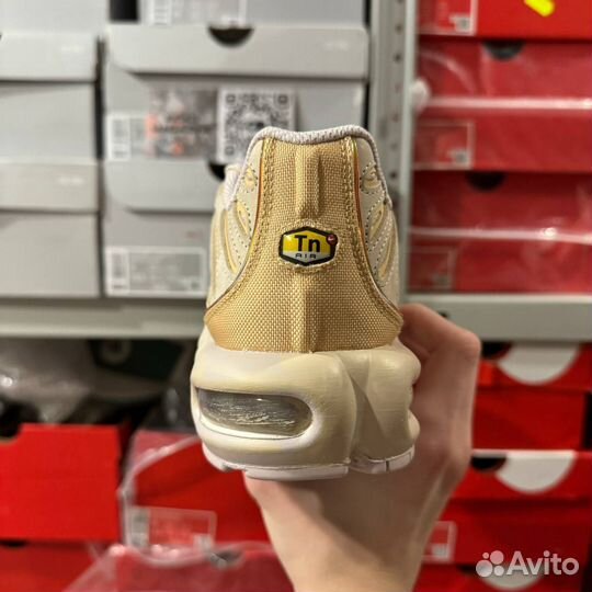 Nike Air Max TN Plus Sanddrift Red Оригинал