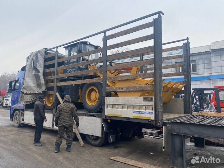 Грузоперевозки фура