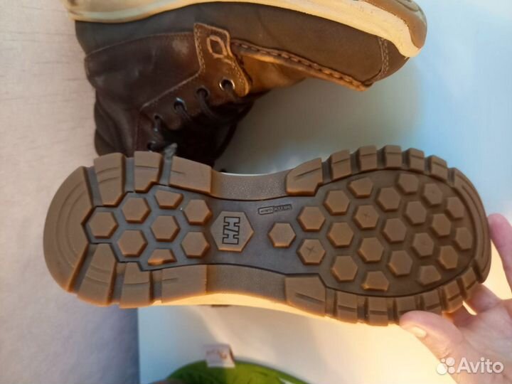 Ботинки зимние Helly Hansen 39