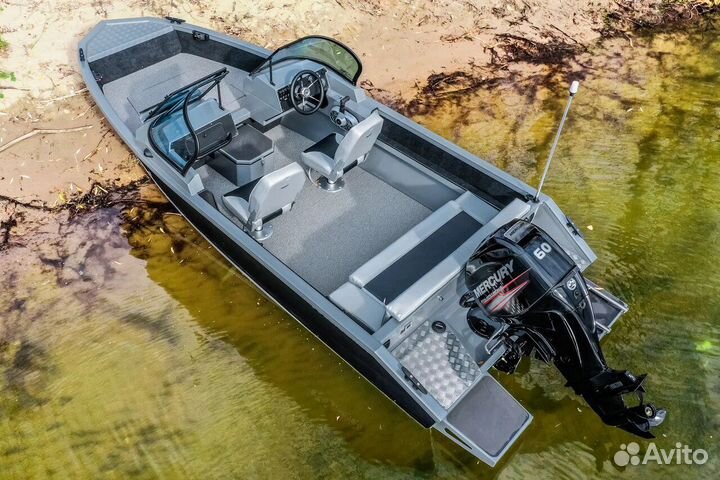 Волжанка 46 Fish с мотором Mercury F60