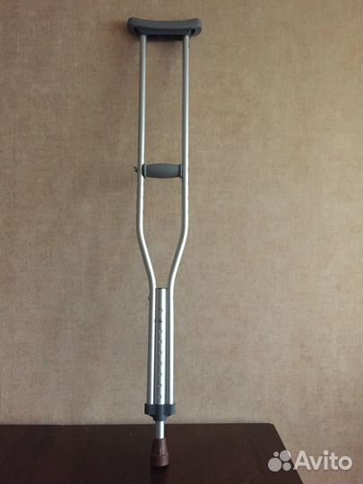 Один костыль