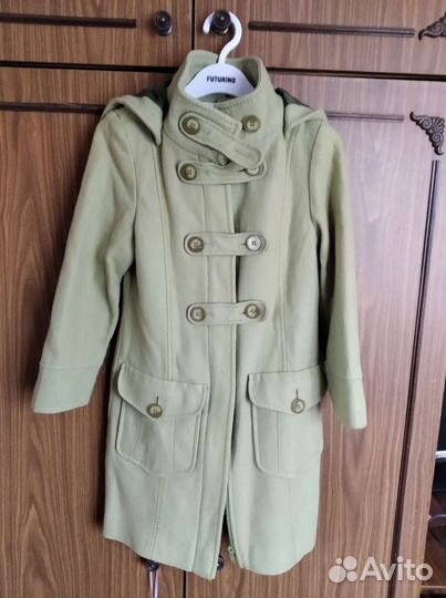 Пальто для девочки 7-8лет