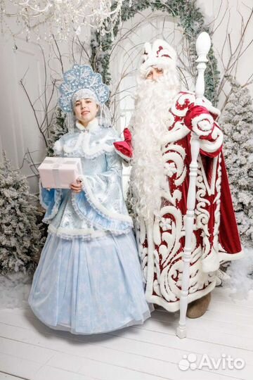 Дед Мороз, Снегурочка с живым дракончиком