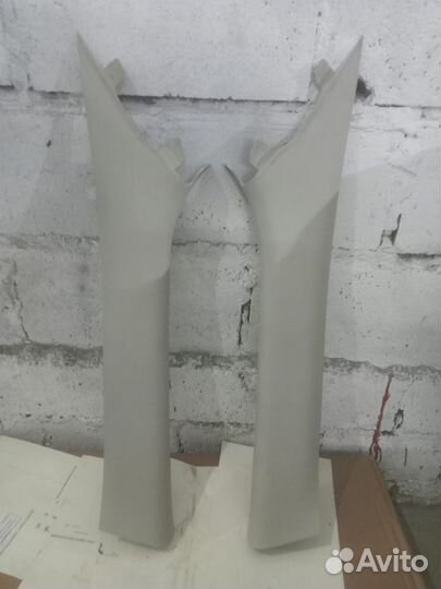 Обшивка салона, стойки Jeep grand Cherokee wk2