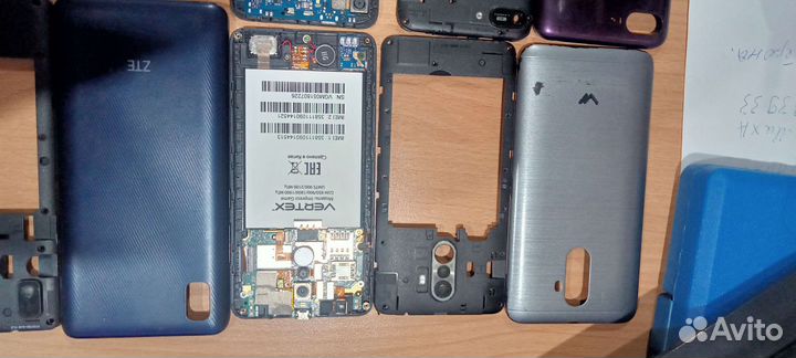 Телефоны и планшеты на запчасти