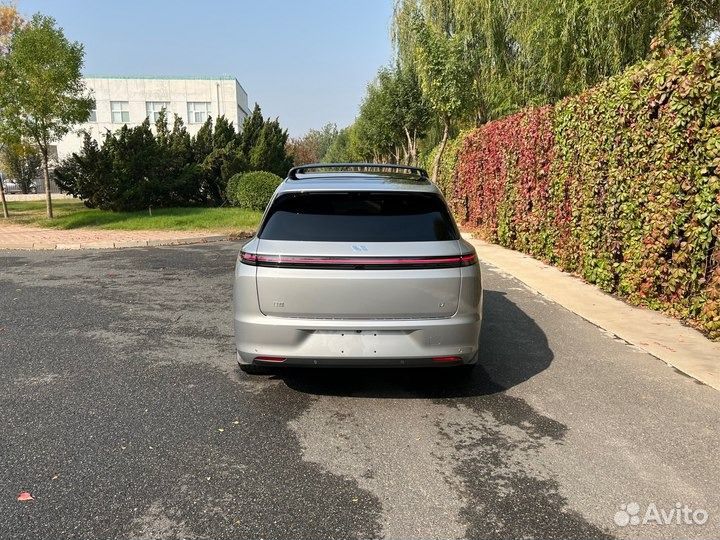 LiXiang L7 1.5 AT, 2023, 1 км