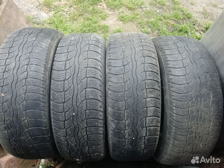 Bridgestone Desert Dueler 235/60 R16 и 235/60 R16