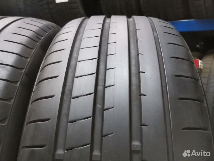 Yokohama Advan Sport V107 245/45 R20 и 275/40 R20