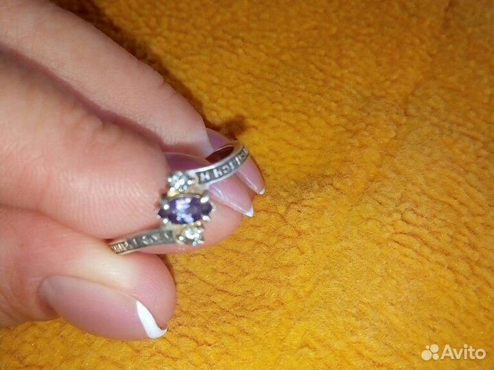Серебряное кольцо